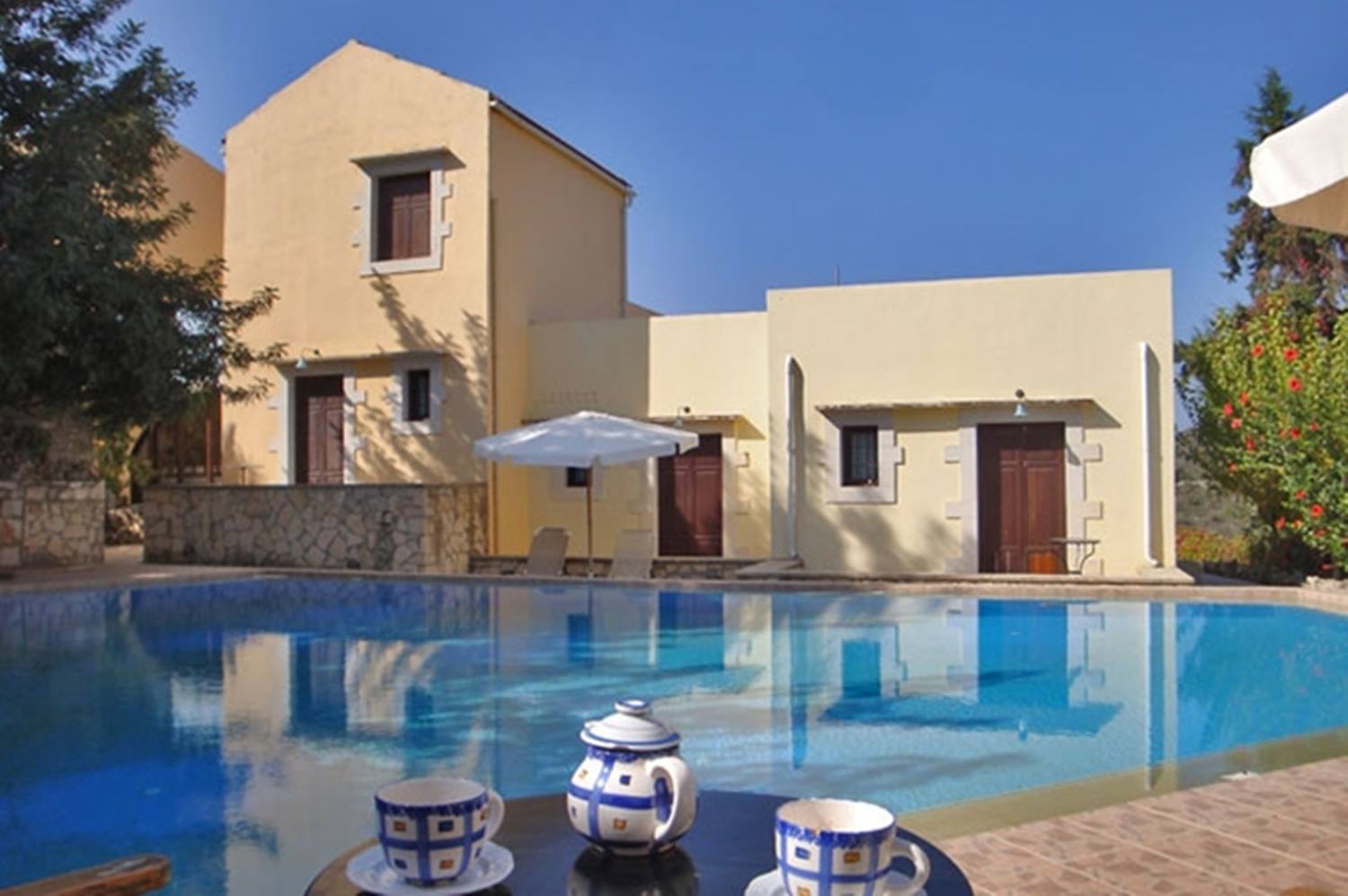 Villa met zwembad in Vamos te huur